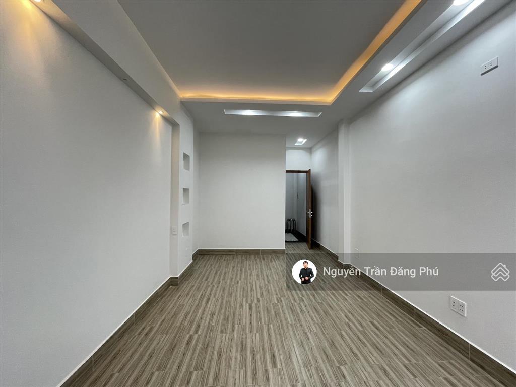 Cho thuê nhà riêng 4pn, 5wc, 45m2, giá siêu hời tại phường 2, quận 11, hồ chí minh