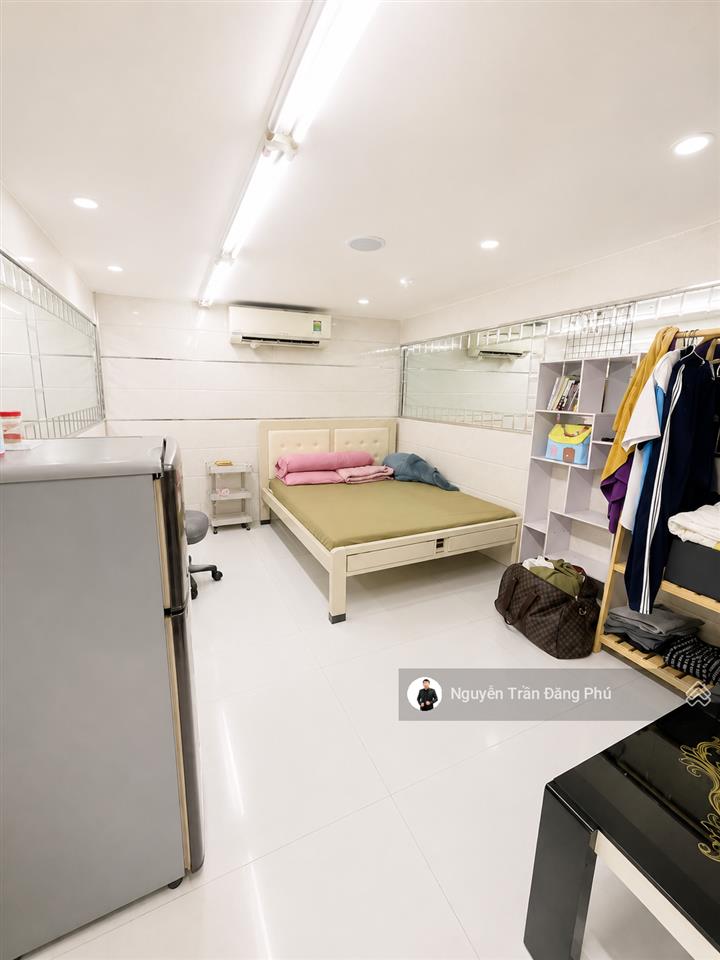 Mtkd trung tâm phú nhuận, 10,9 tỷ, 41m2, 4 tầng 5 pn, vỉa hè 3m, có cửa hẻm sau