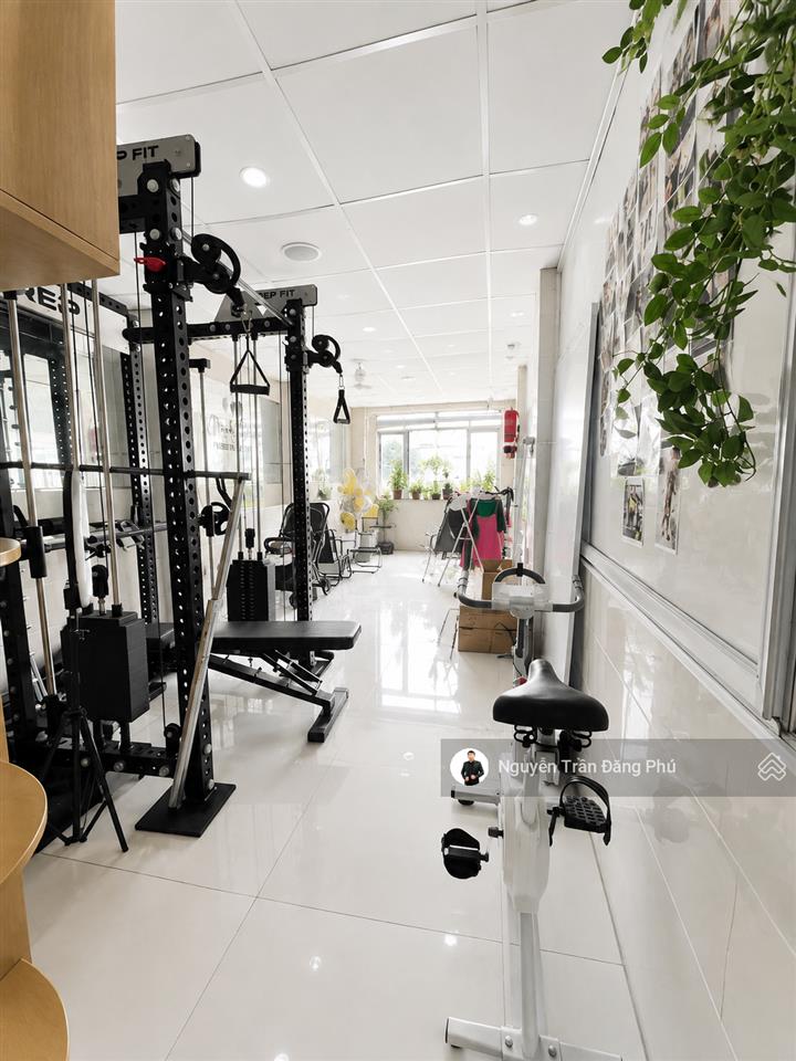 Mtkd trung tâm phú nhuận, 10,9 tỷ, 41m2, 4 tầng 5 pn, vỉa hè 3m, có cửa hẻm sau