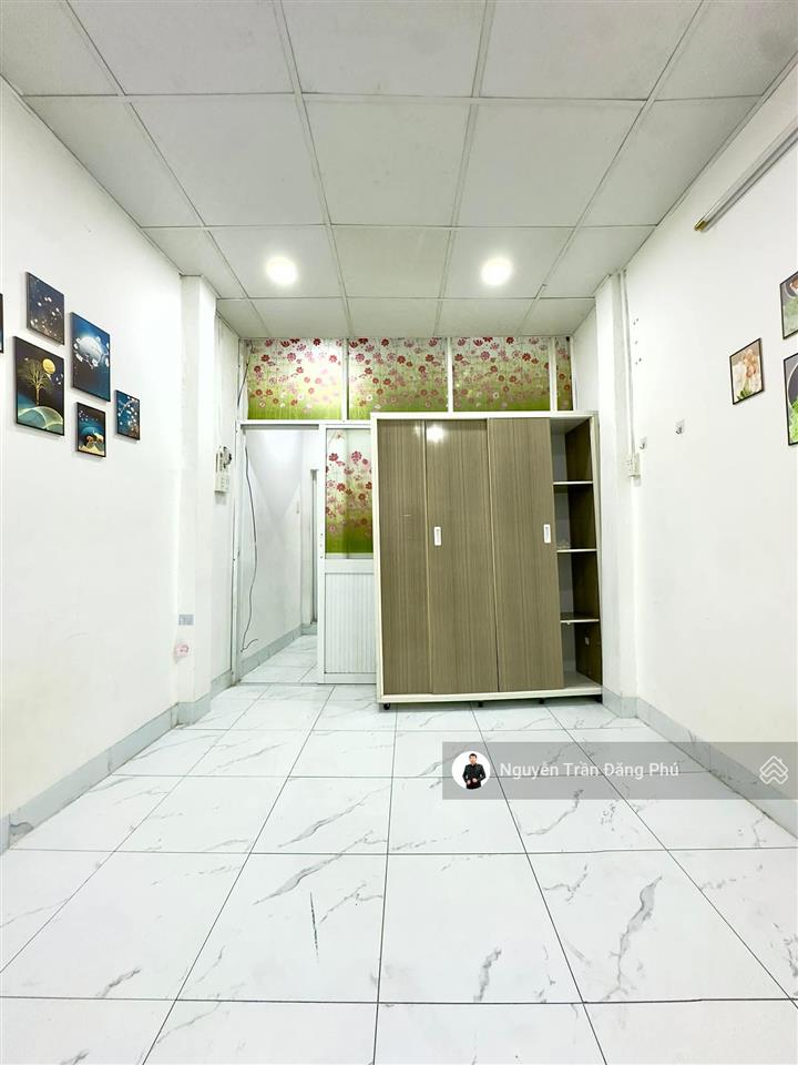 Nhà 3 tầng trung tâm quận 1, 3pn 2wc, cho thuê 10tr/tháng, chỉ 3,2 tỷ còn tl