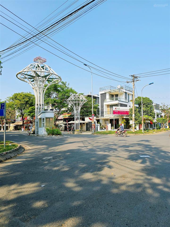 Chính chủ gấp bán lô đất dự án kdt đông tăng long, đường 16m, sẵn sổ, full thổ cư, trục sầm uất