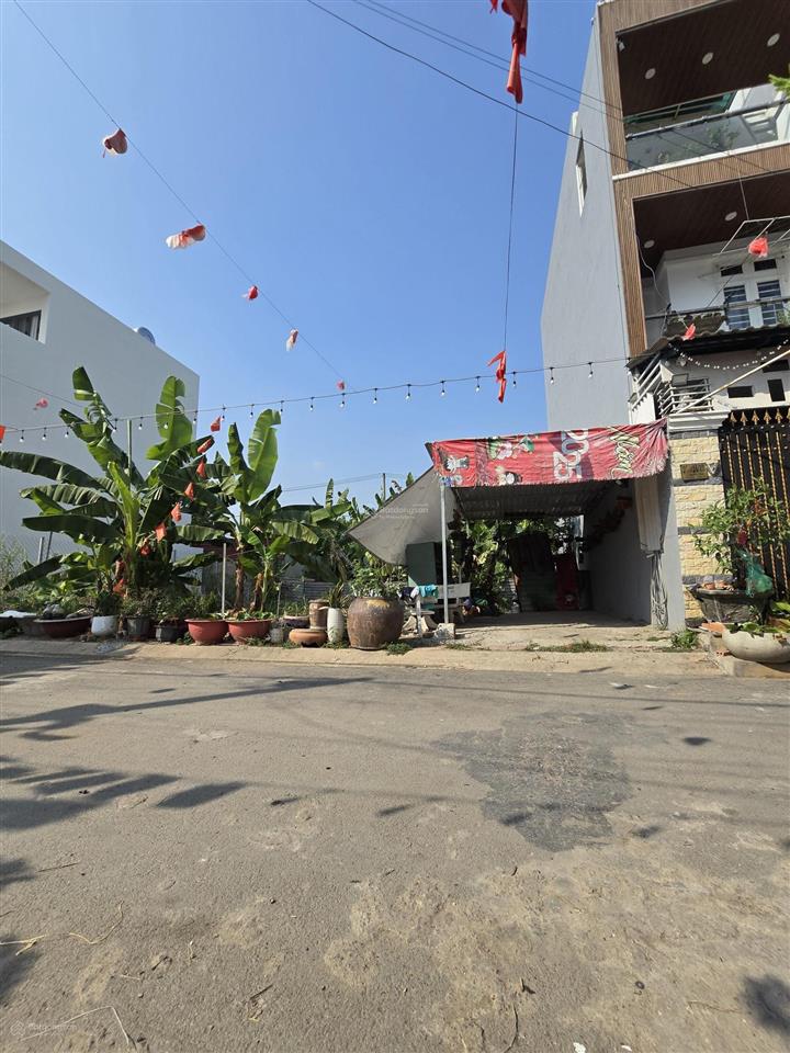 Bán đất gần globalcity, sát liên phường, hẻm xe hơi 8m, không lỗi phong thủy, sổ riêng chính chủ