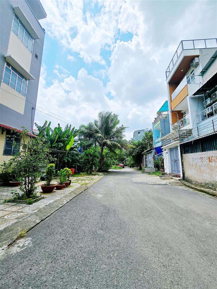 Bán đất gần chợ long trường, 68m2 giá 3.65 tỷ, ngang 4.5m dài 15.2m, full thổ cư chủ thiện chí bán