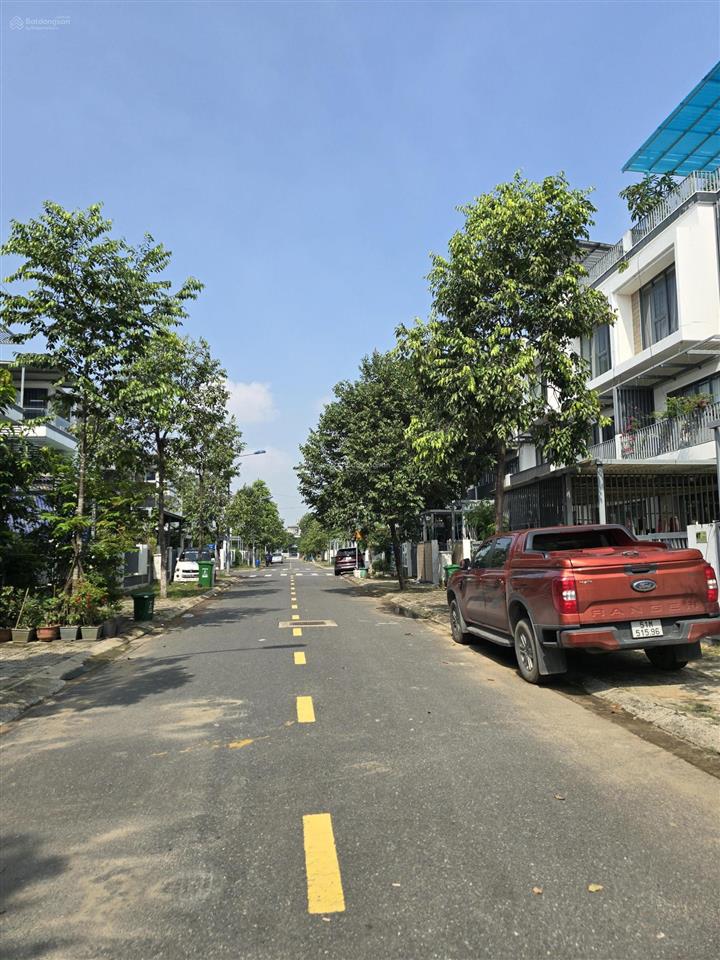Chủ ngộp cần bán nhà kdt đông tăng long, giá 6.69 tỷ tl, diện tích 100m2 ngang 5m
