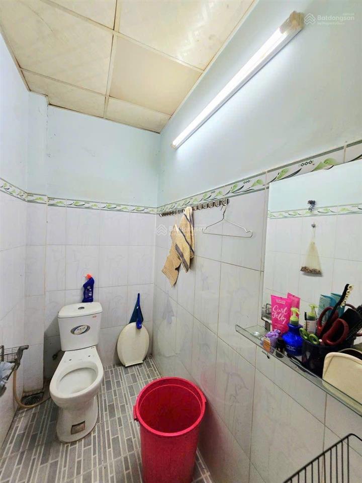 Bán nhà 3,69 tỷ, 1 trệt 1 lửng 2 pn, hẻm 6m, hoàn công đầy đủ, pháp lý chuẩn