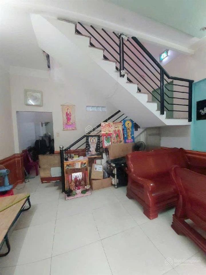 Bán nhà thủ đức hxh 2 tầng đs6 linh tây  dt 80m2(5x16)  chỉ 6.45 tỷ tl  sổ hoàn công đủ  3pn