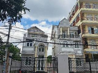 Bán 2 căn biệt thự 4 tầng mặt tiền đường linh trung thủ đức
dt 923m | 14mx 66m |chỉ  75 tỷ tl