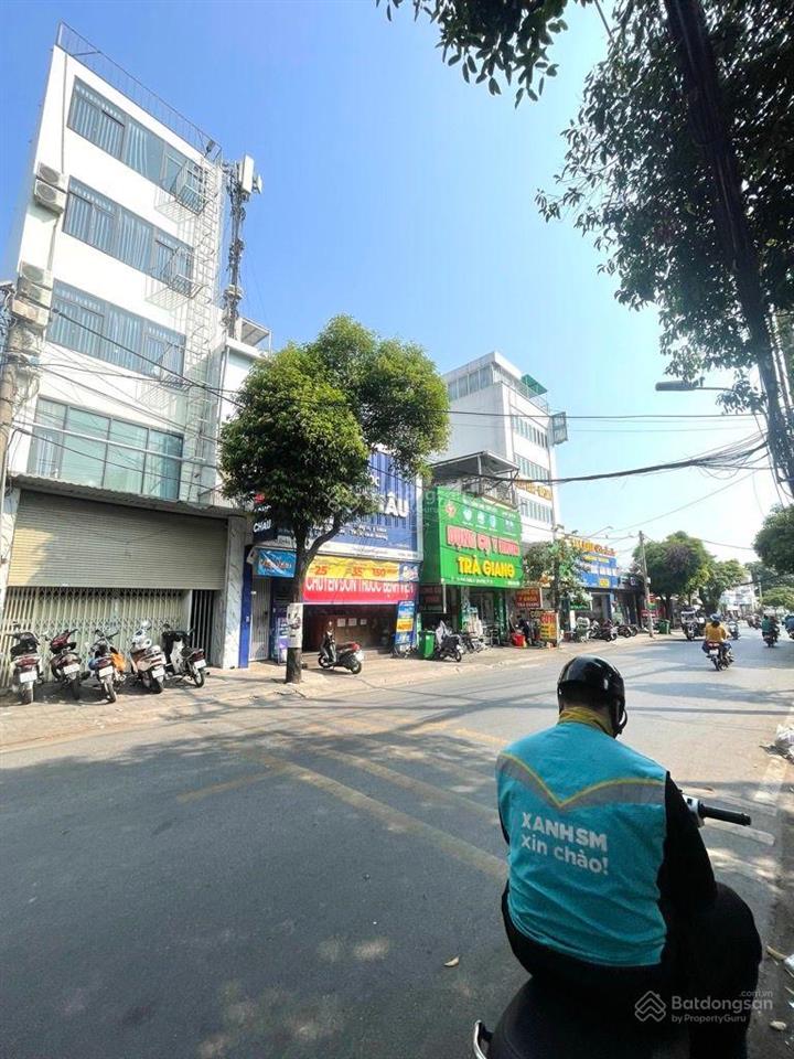 Bán nhà vị trí cực hiếm mặt tiền phú châu 5 tầng đối diện bệnh viện thủ đức 90m2(5x18)21 tỷ 12pn