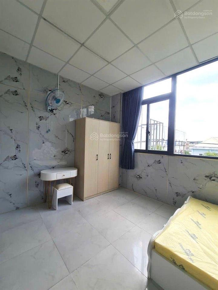 Bán nhà vị trí cực hiếm mặt tiền phú châu 5 tầng đối diện bệnh viện thủ đức 90m2(5x18)21 tỷ 12pn