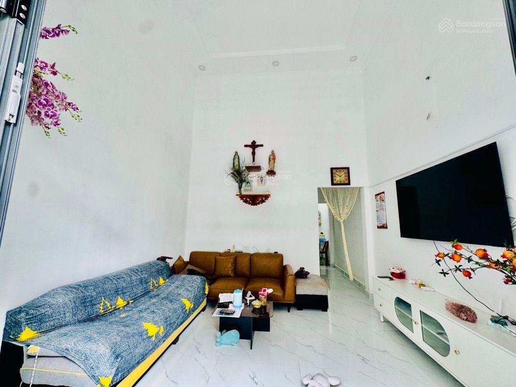 Bán nhà 1 trệt 1 lửng đường 40 hiệp bình chánh dt 50m2(4x12.5) chỉ  2.8 tỷ tl 2pn, 2wc