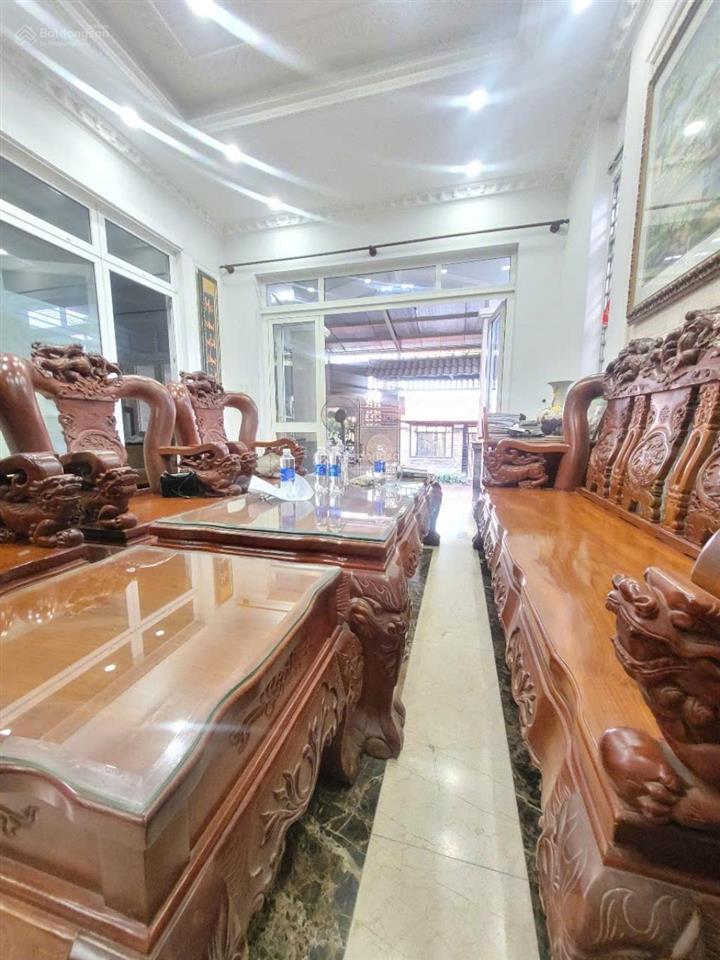 Bán biệt thự thủ đức 3 tầngsát đường 38 hiệp bình chánhdt152m2(9,5mx16m)chỉ 12,6 tỷ tl  shr
