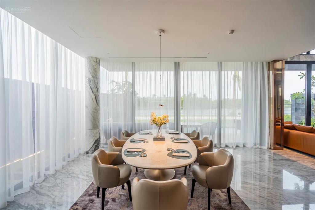 Hàng riêng! bán villas đẳng cấp nghỉ dưỡng, biệt thự one river dt 300m2, vận hành 200tr/tháng