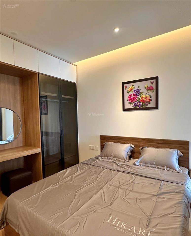 Bán nhanh căn 2pn, tầng cao, nội thất "cực xinh", view ngắm trọn pháo hoa giá chỉ nhỉnh 5 tỷ