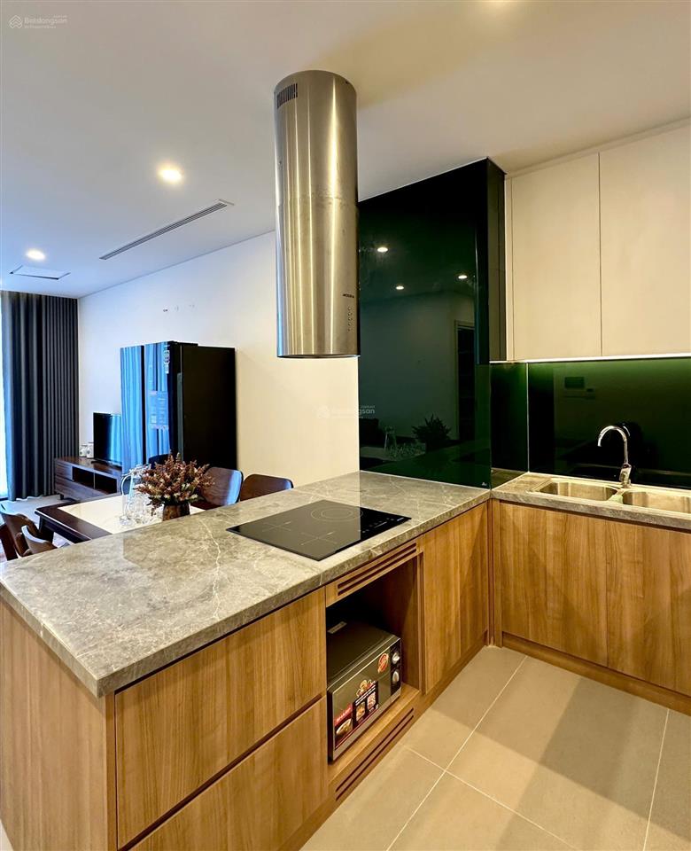 Bán nhanh căn 2pn, tầng cao, nội thất "cực xinh", view ngắm trọn pháo hoa giá chỉ nhỉnh 5 tỷ