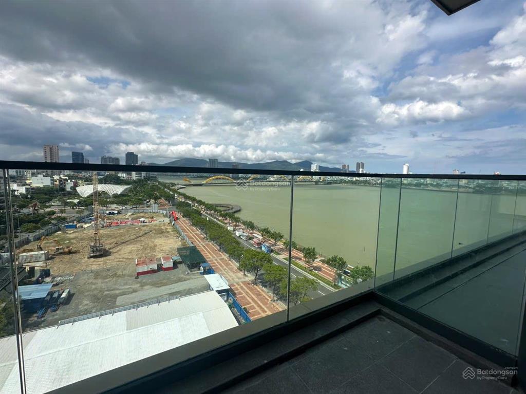 Bán gấp căn 1pn+ tòa filmore, tầng 9, view cầu rồng cực đỉnh, nhà mới 100% giá chỉ đầu 5 tỷ