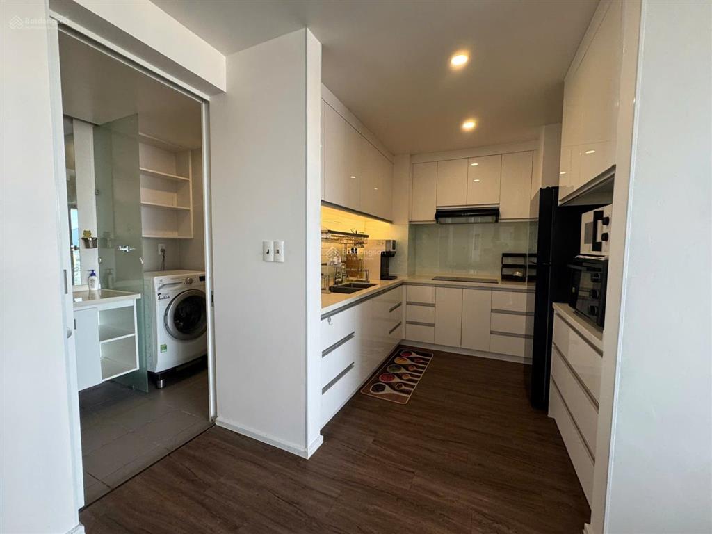Cho thuê căn góc 66m2, tầng 22, view thành phố cực đỉnh chỉ 27 tr/tháng