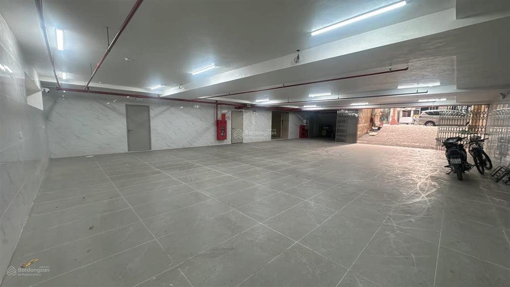 Siêu phẩm xã đàn  lô góc  tòa nhà 306m x 12 tầng x 13m mặt tiền  0963 738 ***.