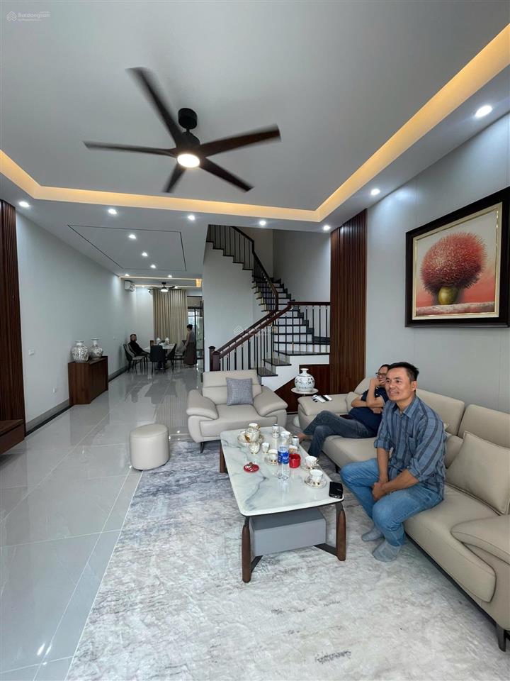 Cho thuê liền kề 2pn, 3wc, 70m2, tại vinhomes ocp 2, văn giang, hưng yên