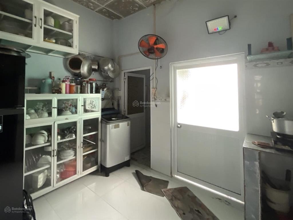 Chính chủ bán nhà 2 tầng hẻm 434 trần khánh dư, tp rạch giá giá 900 triệu đồng (thương lượng)