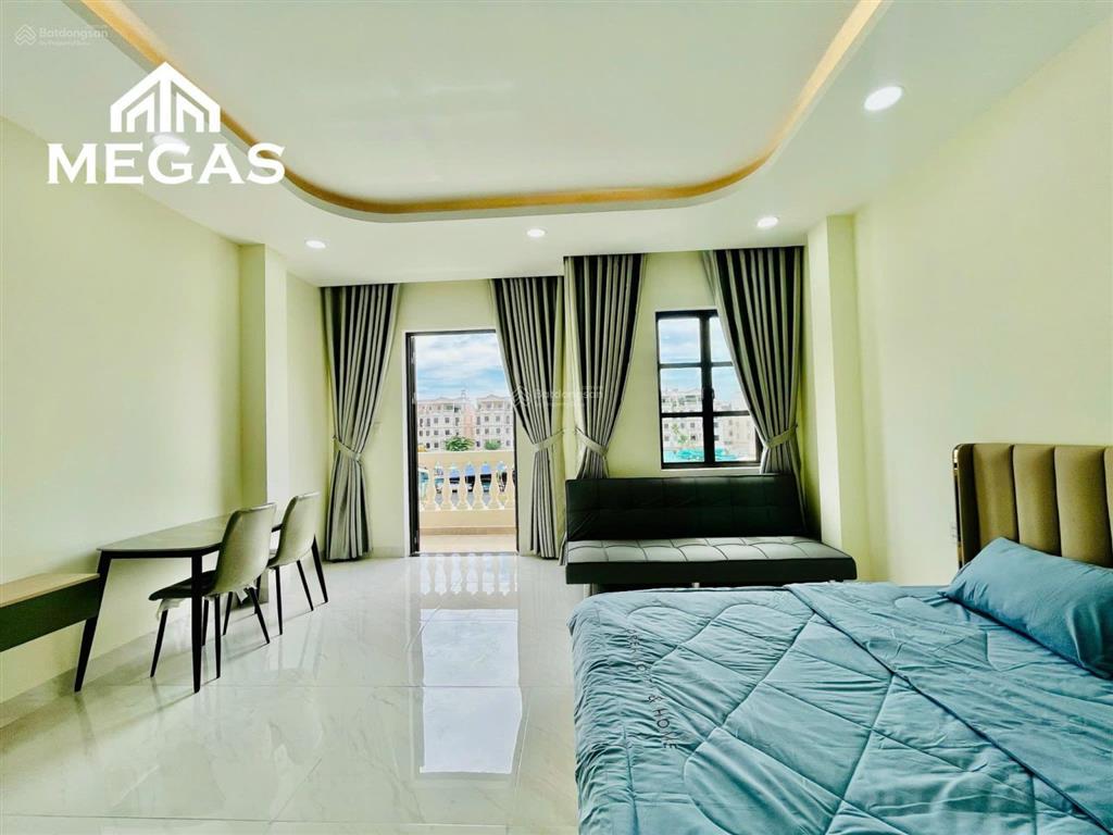 Phòng siêu đẹp ngay emart phan văn trị  40m2  ban công full nội thất