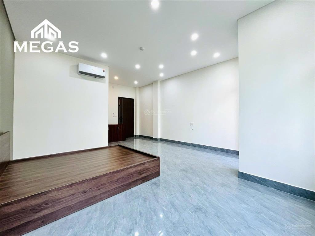 Căn hộ 35m2  máy giặt riêng  dương quảng hàm mới 100%