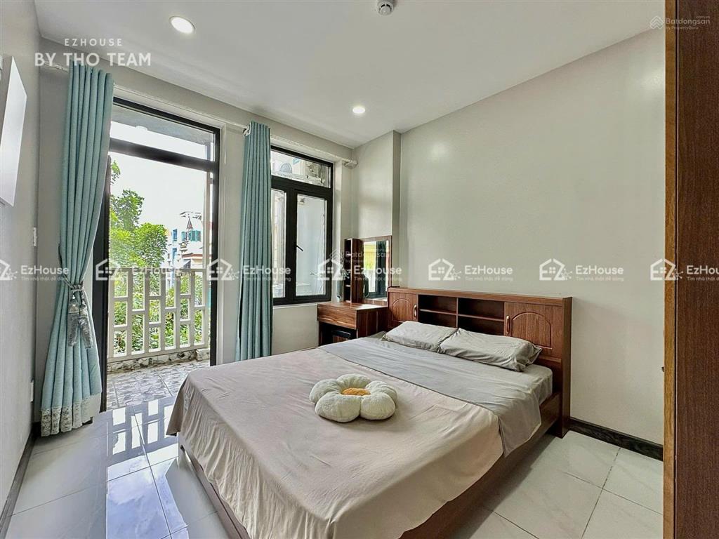 Phòng 40m2 ban công ngay emart phan huy ích  dạng 1pn  free phí dịch vụ