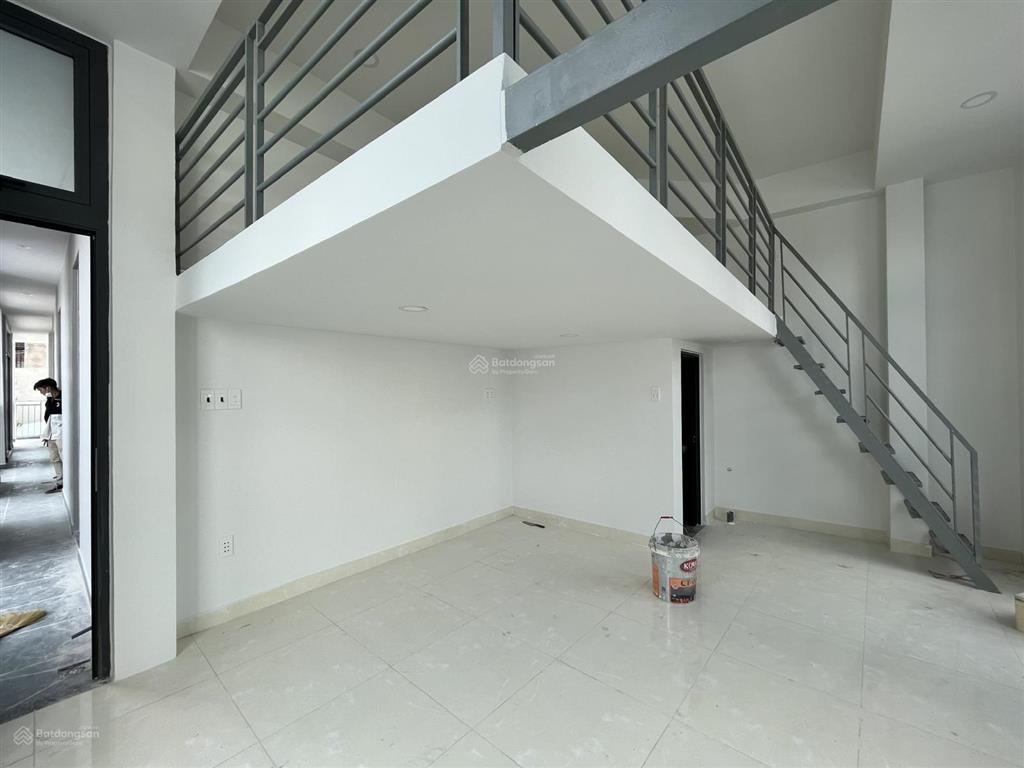 Cho thuê phòng siêu mới 38m2 ngay công viên làng hoa  full nội thất