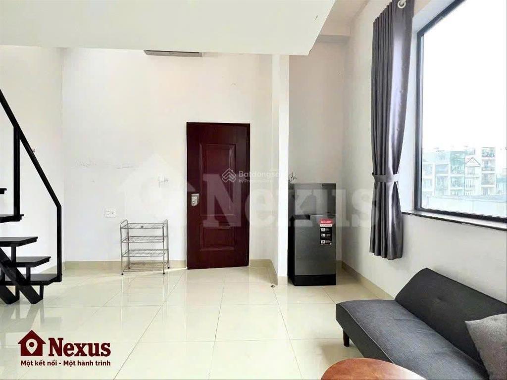 Căn hộ gác full nội thất  ngay vincom quang trung  40m2 siêu rộng