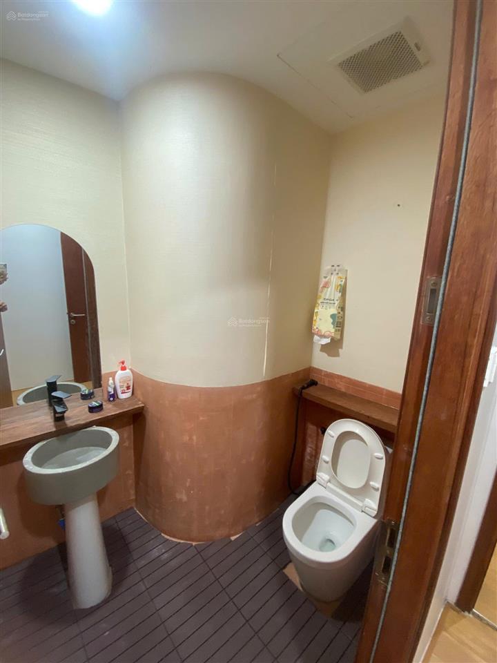 Văn phòng decor cho thuê tại thảo điền kèm mảng xanh rất chill
