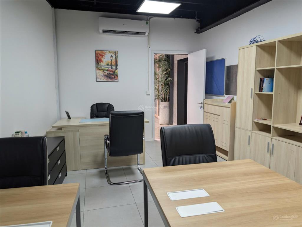 Văn phòng decor cho thuê tại thảo điền kèm mảng xanh rất chill