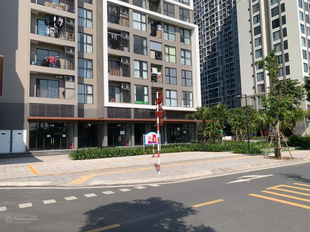 Cho thuê shop chân đế căn góc phân khu the canopy  vinhomes smart city