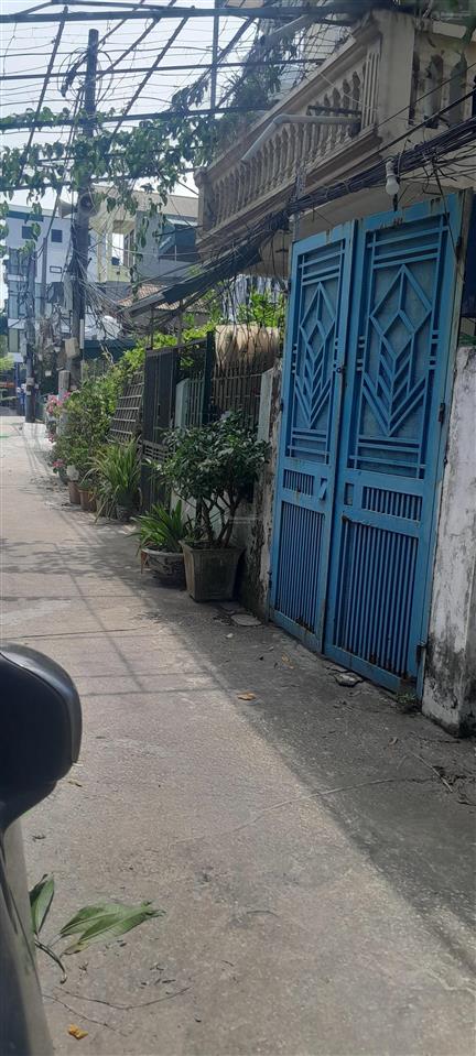 Bán nhà mặt ngõ thông ra phố hồng tiến kéo dài