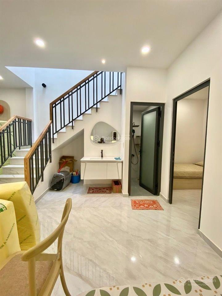 Nhà mới  nơ trang long  64m (5.3x11)  2 tầng 4pn  7.5 tỷ