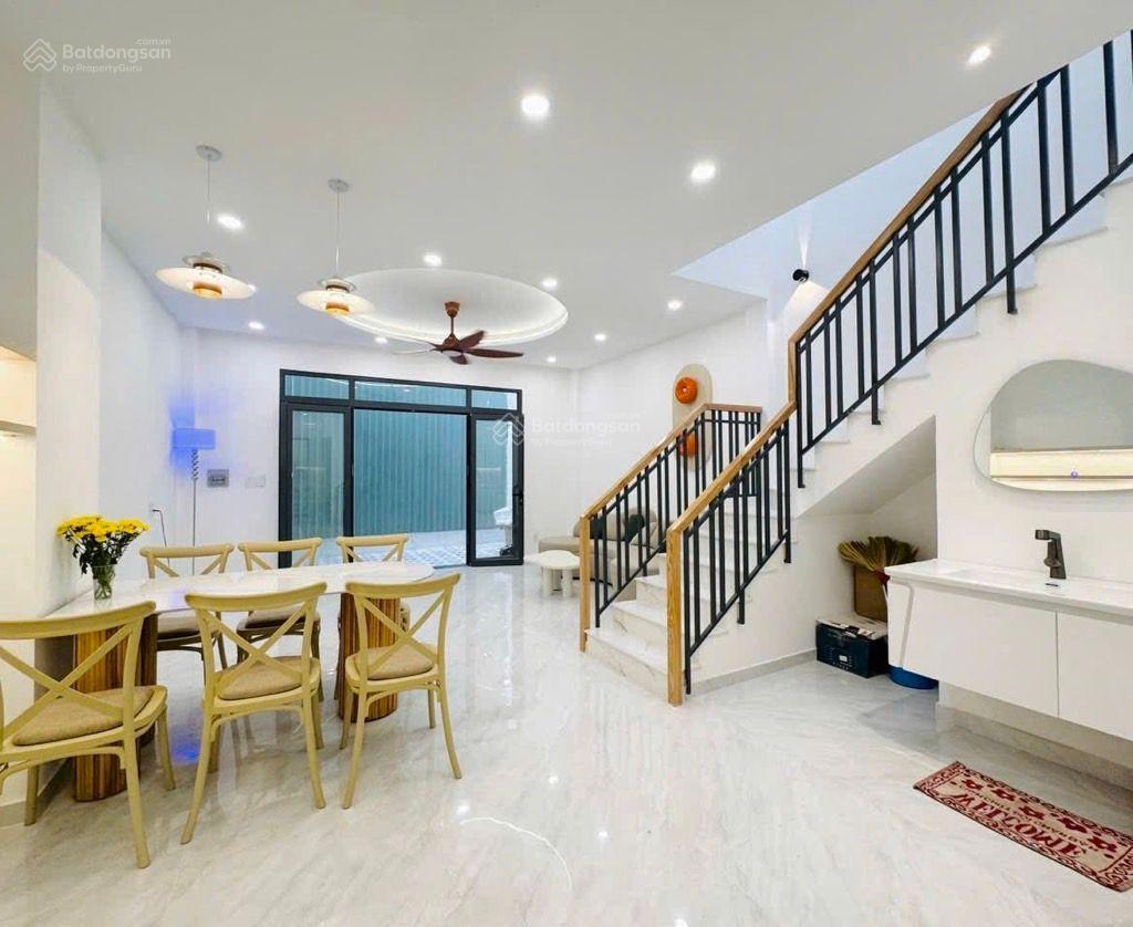 Nhà mới  nơ trang long  64m (5.3x11)  2 tầng 4pn  7.5 tỷ