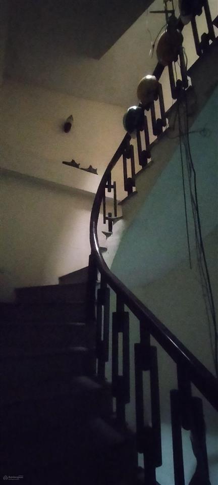 Cần bán nhà gấp trong năm nay để lấy tiền chữa bệnh cho con,nhà ở phú đô mt,71m5tmt 4mgiá 18,5tỷ