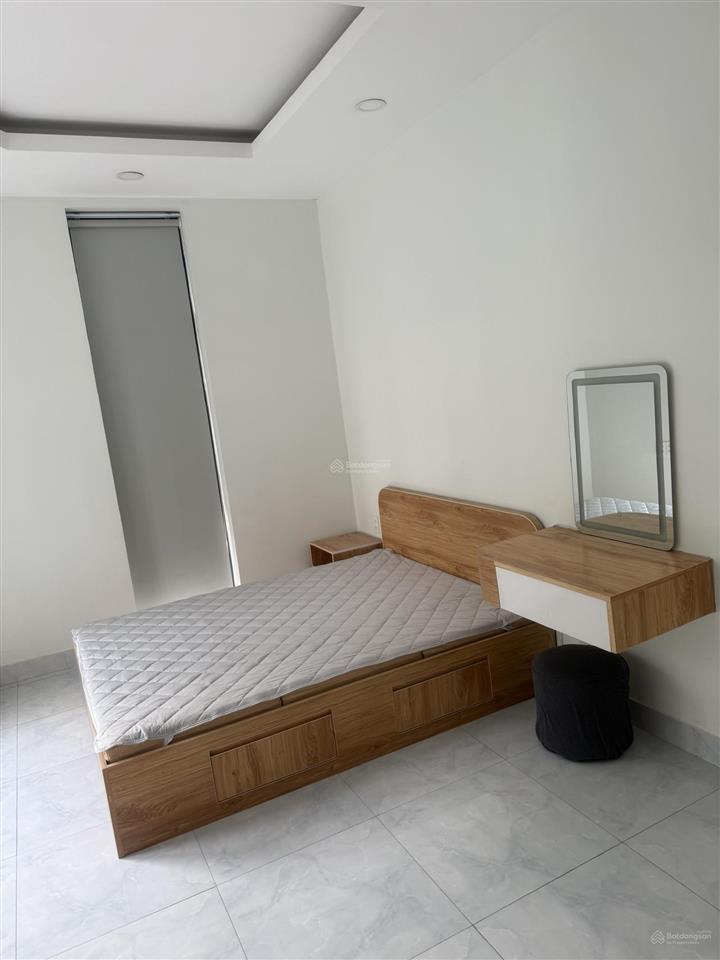 Cho thuê nhà phố kdc long phú, ql1a bến lức long an