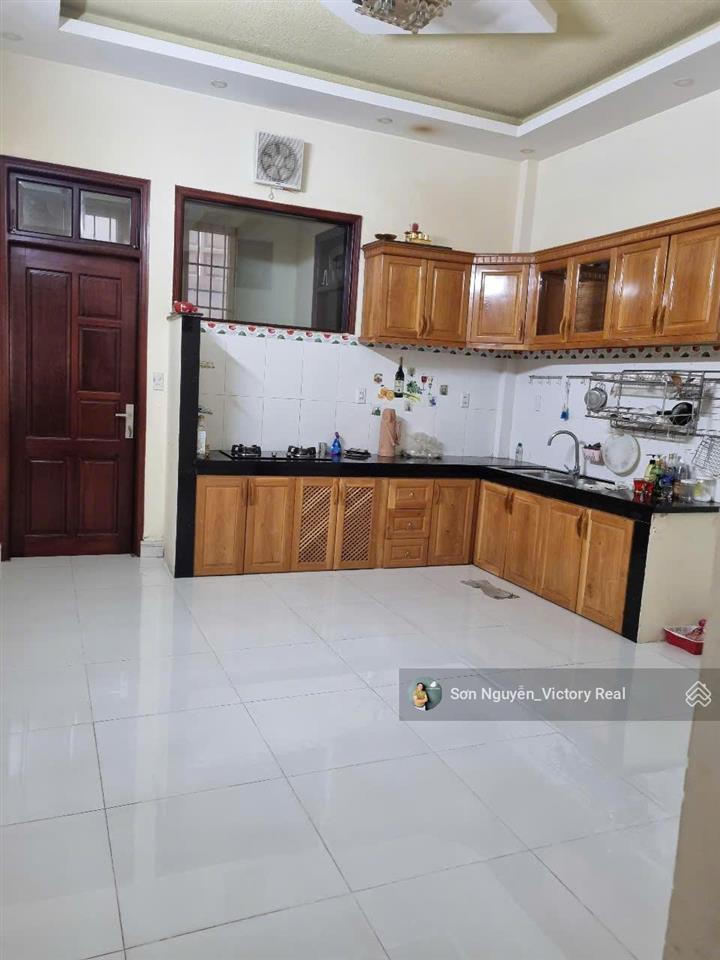 Bán nhà 3 tầng mặt tiền kqh 92 mê linh, phường 9, đà lạt