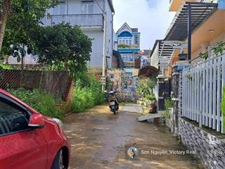 Bán đất hẻm xe hơi  ngô quyền, p.06, đà lạt