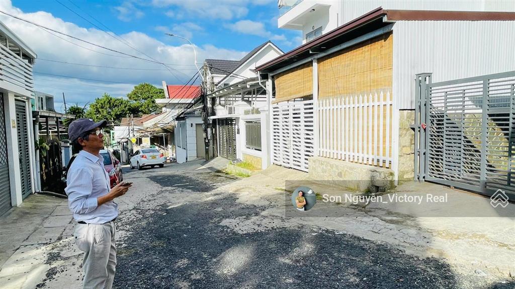 Bán nhà riêng 2 tầng tại nguyễn hữu cảnh, đà lạt 13 tỷ 222.6m², 2 mặt tiền đường nhựa, view đẹp