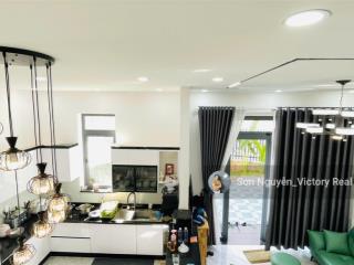 Villa nam hồ p.11  200m² | 1 trệt 2 lầu  giá chỉ 10.1 tỷ