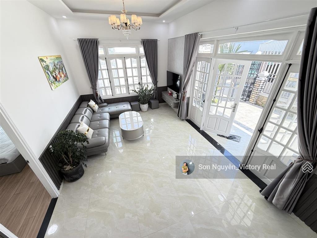 Bán nhà đường nguyễn siêu diện tích lớn 196.94m2, đường trước nhà 4m