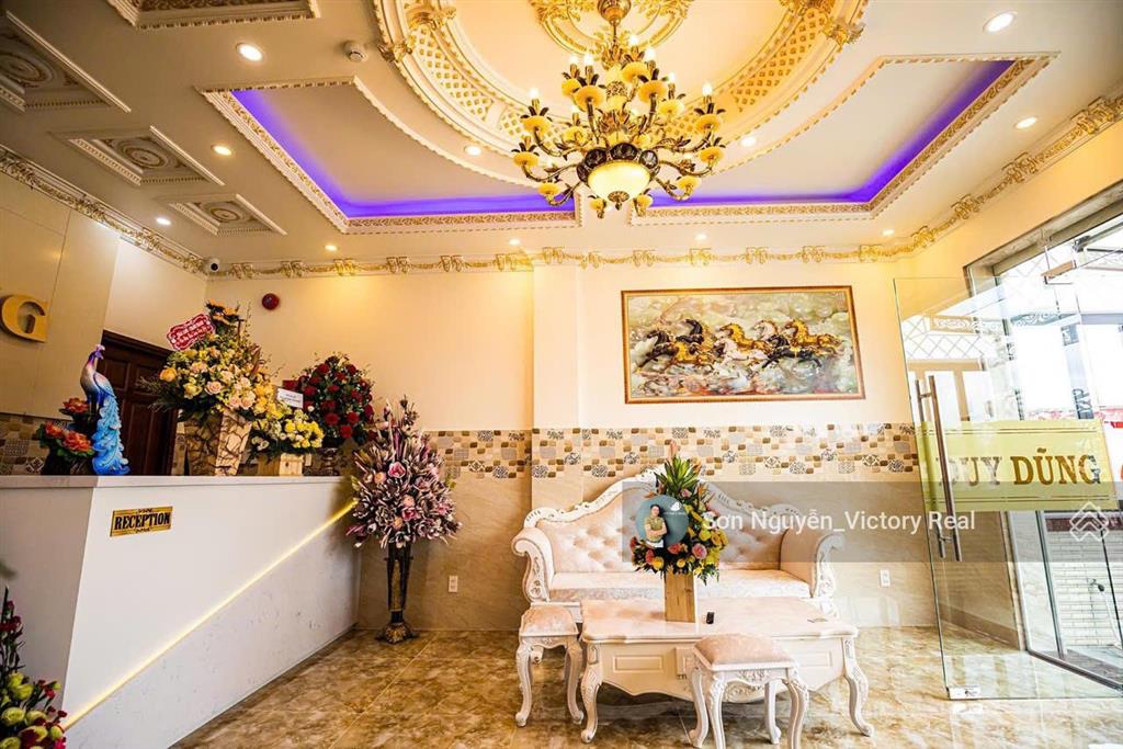 Khách sạn diện tích lớn mặt tiền cao bá quát, sổ hồng riêng, 13 phòng, giá chỉ 13.6 tỷ!