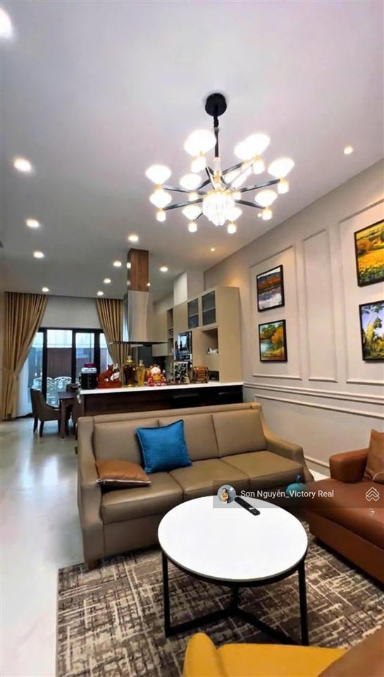 Nhà phố hẻm xe hơi đường nguyễn hữu cầu, p. 12, đà lạt. dt 101m2 mặt tiền
