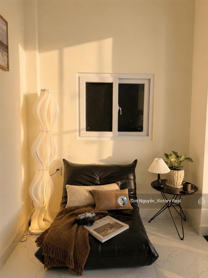 Nhà phố trung tâm đà lạt hẻm xe hơi full công năng giá chỉ 8 tỷ mặt tiền 6m.