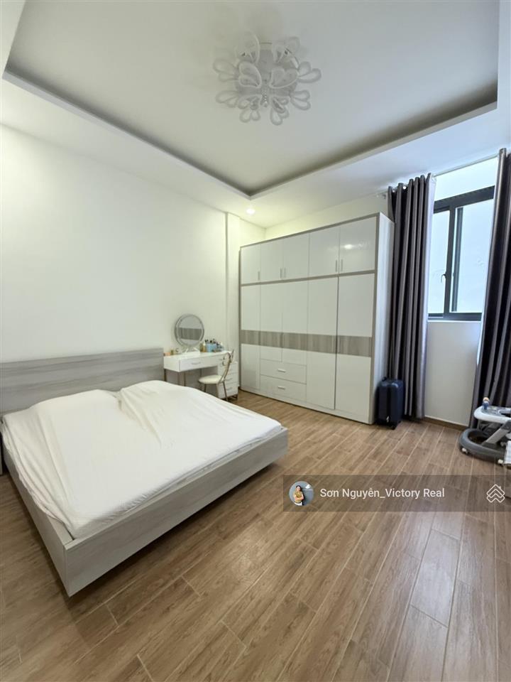 Chỉ 5,5 tỷ sở hữu nhà 3 tầng hẻm xe hơi p. 9, đà lạt diện tích 90m2