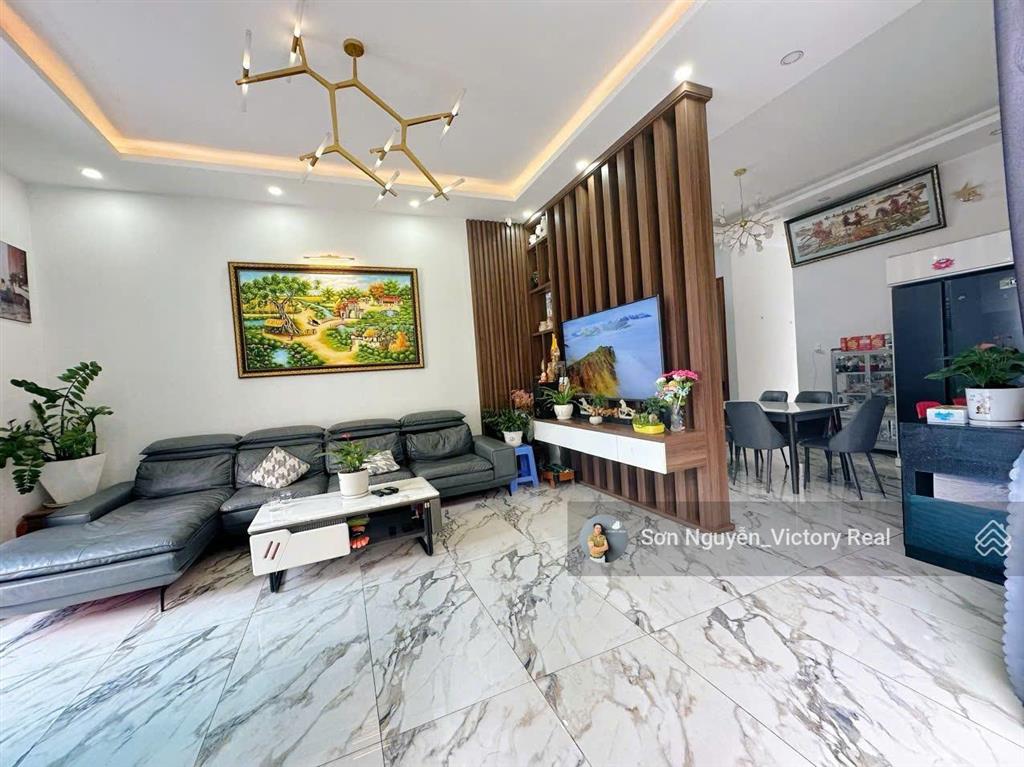 Villa đà lạt hẻm ô tô chỉ 8,5 tỷ | cơ hội hiếm tại p. 11 dt 200m2