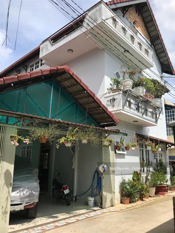Villa trung tâm đà lạt 140m 6 phòng ngủ chỉ 10 tỷ!