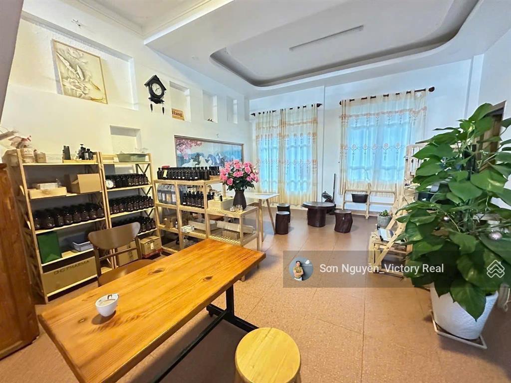 Villa trung tâm đà lạt 140m 6 phòng ngủ chỉ 10 tỷ!