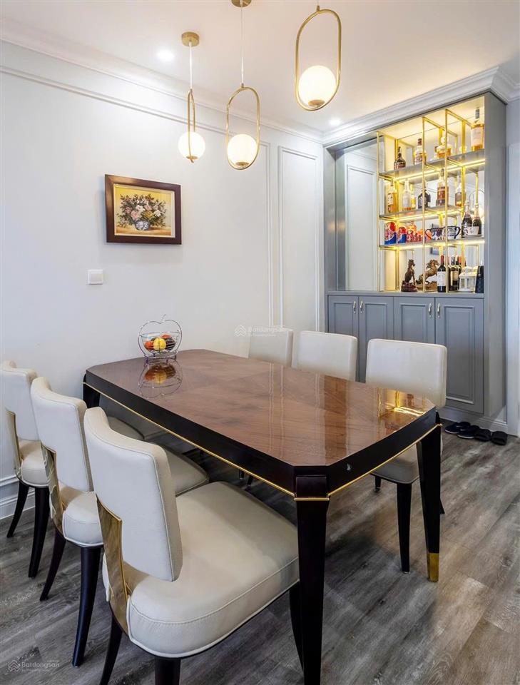 Chính chủ mỹ đình pearl 3pn view hồ 84m² full nội thất giá 18tr siêu tốt