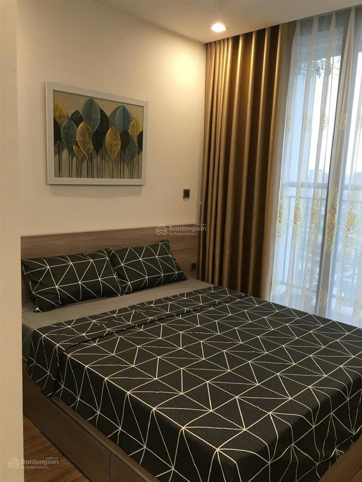 Chính chủ bán gấp studio green bay full đồ view hồ 2.3 tỷ bao phí